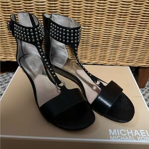 Michael Kors dress shoes.  Size 9.5.  Excellent condition